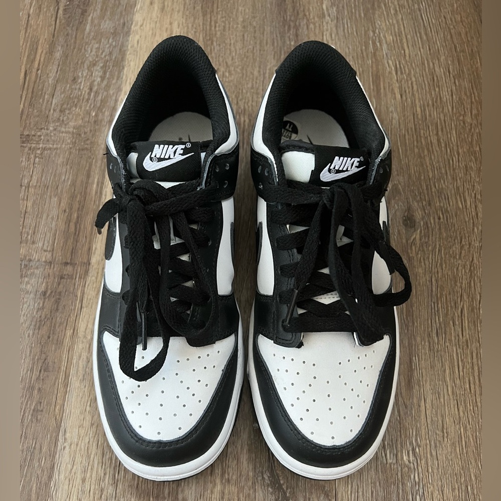 Nike Dunk Low Panda Size Y7/W8.5